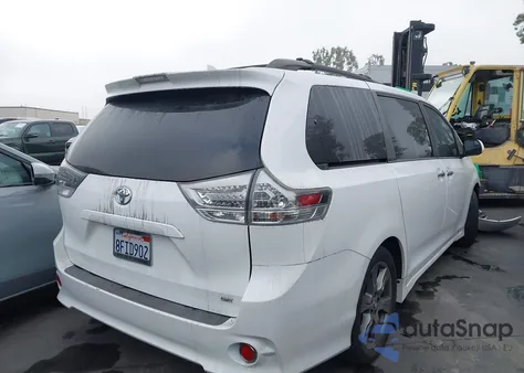 2018 Toyota Sienna Se 8 Passenger из США, поврежденный, VIN 5TDXZ3DC6JS964014